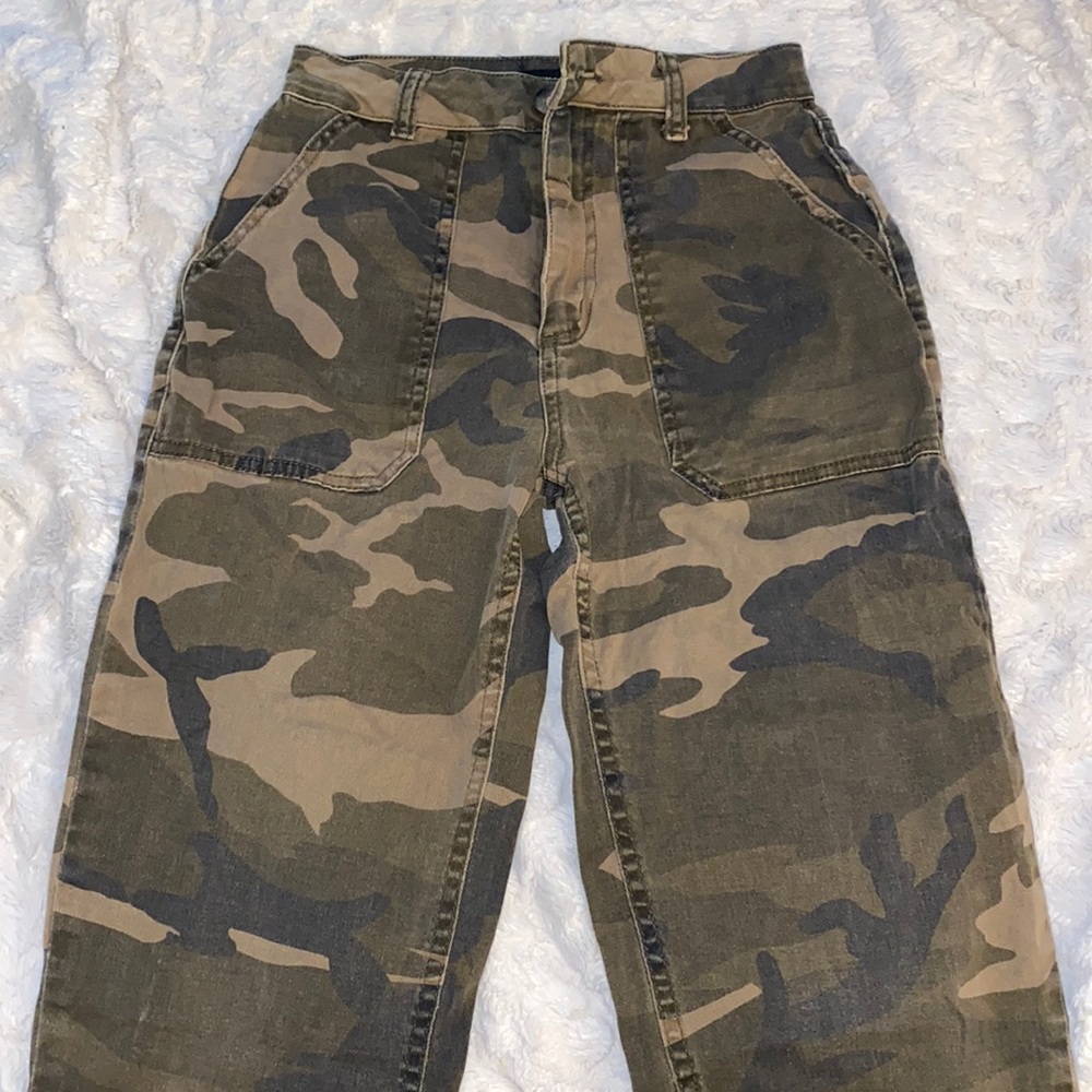 New look petite camo pants